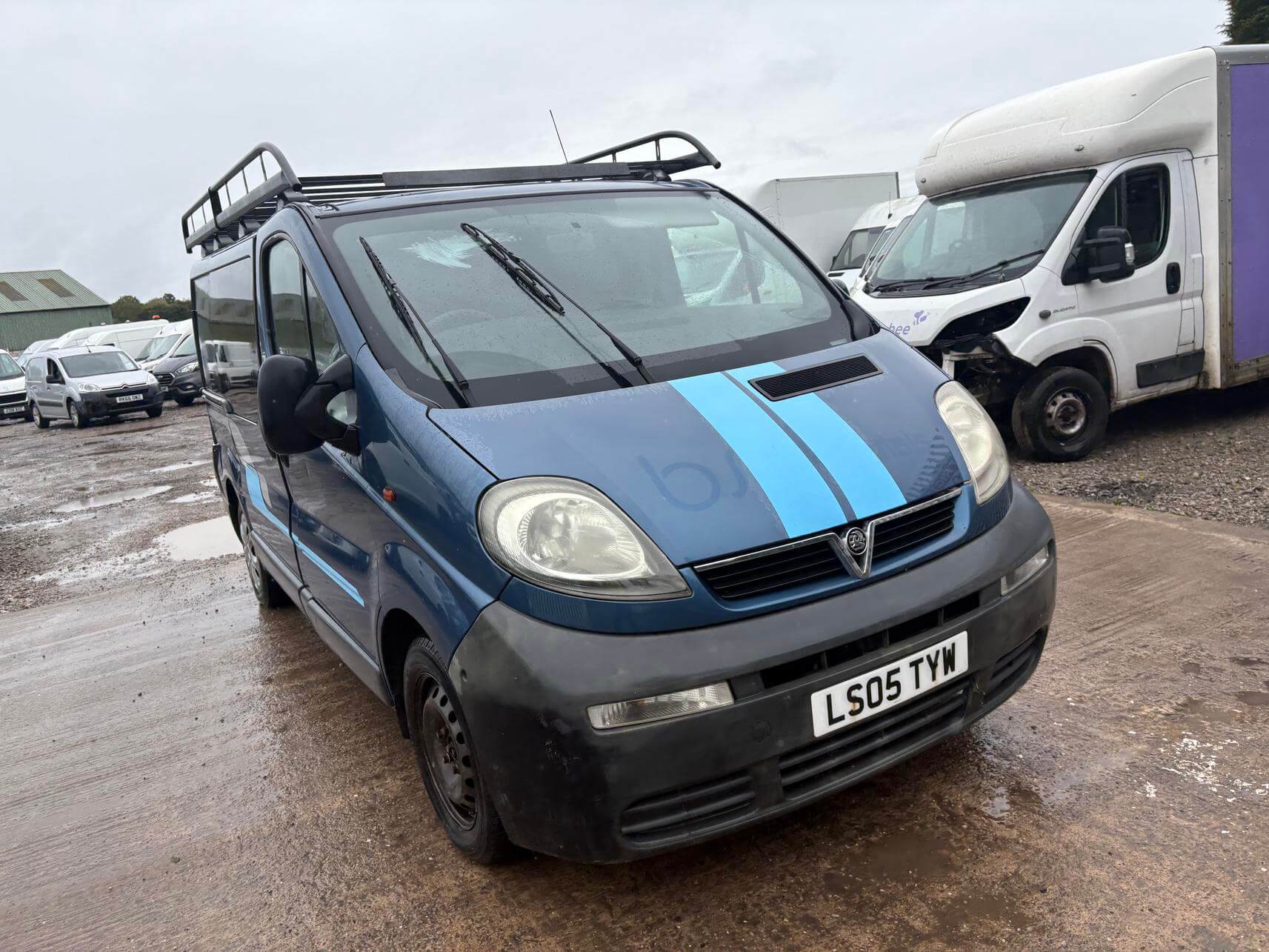 2005 Vauxhall Vivaro Trafic 1.9 cdti long mot nice camper conversion ready to go