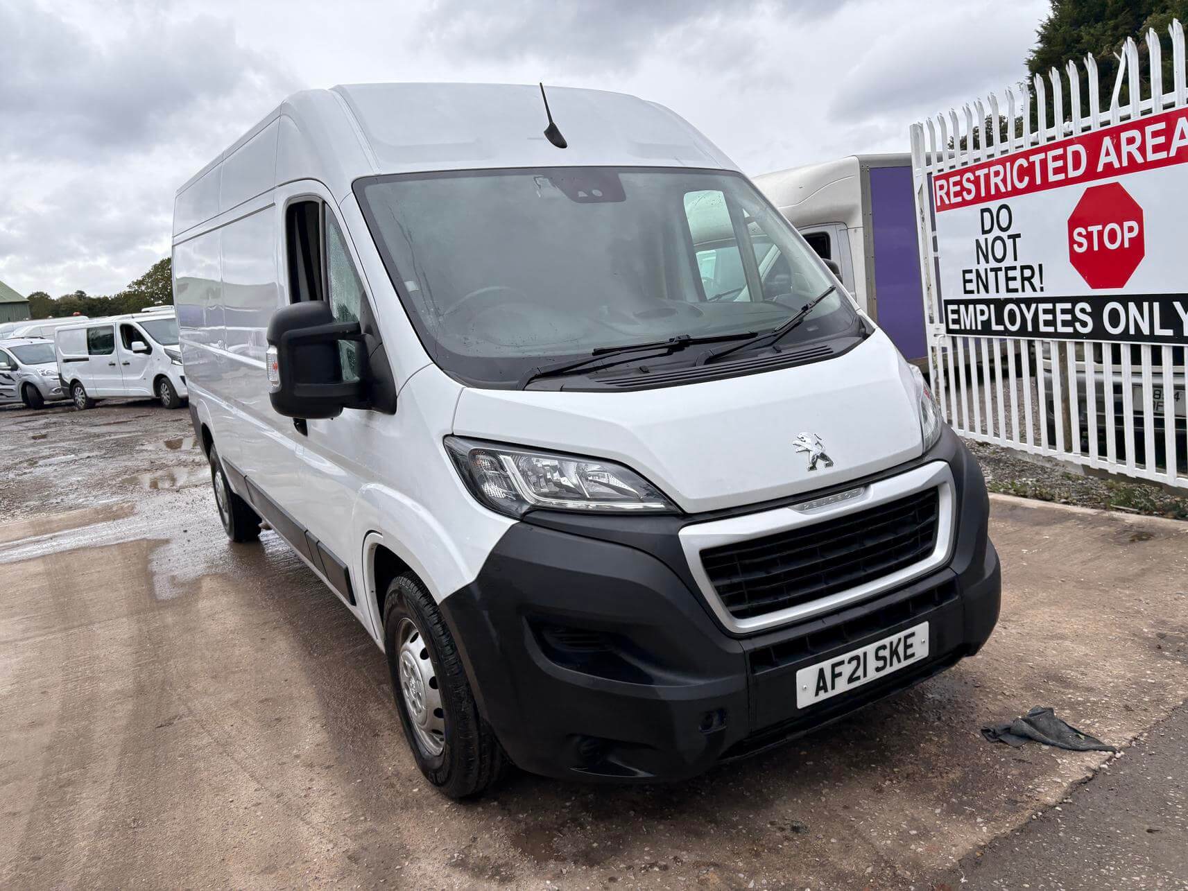 2021 Peugeot Boxer 435 Professional L3H2 Blue 2.2 Hdi 1 Owner Euro 6 No Vat