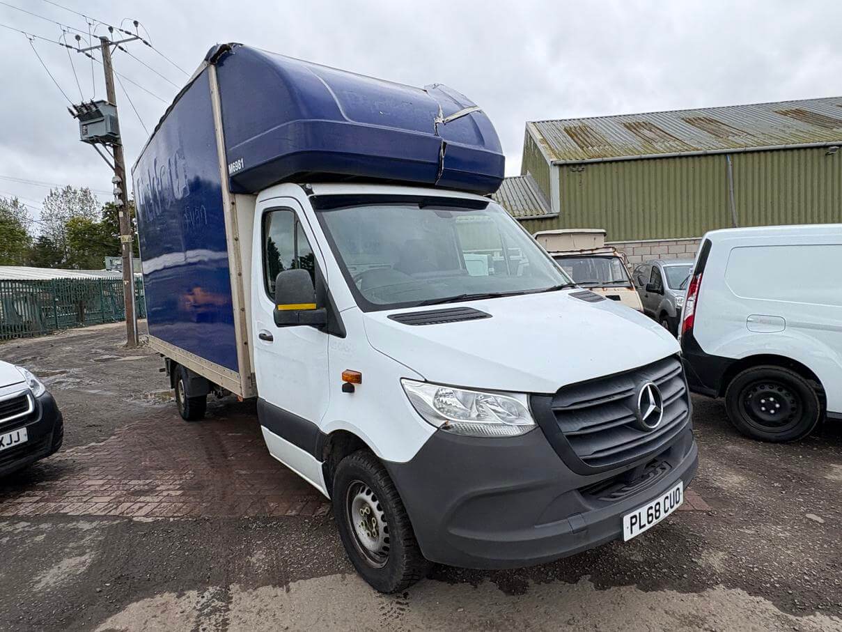 68 Plate Mercedes Sprinter 314 Auto Luton chassis cab recovery 143k Euro6 No Vat
