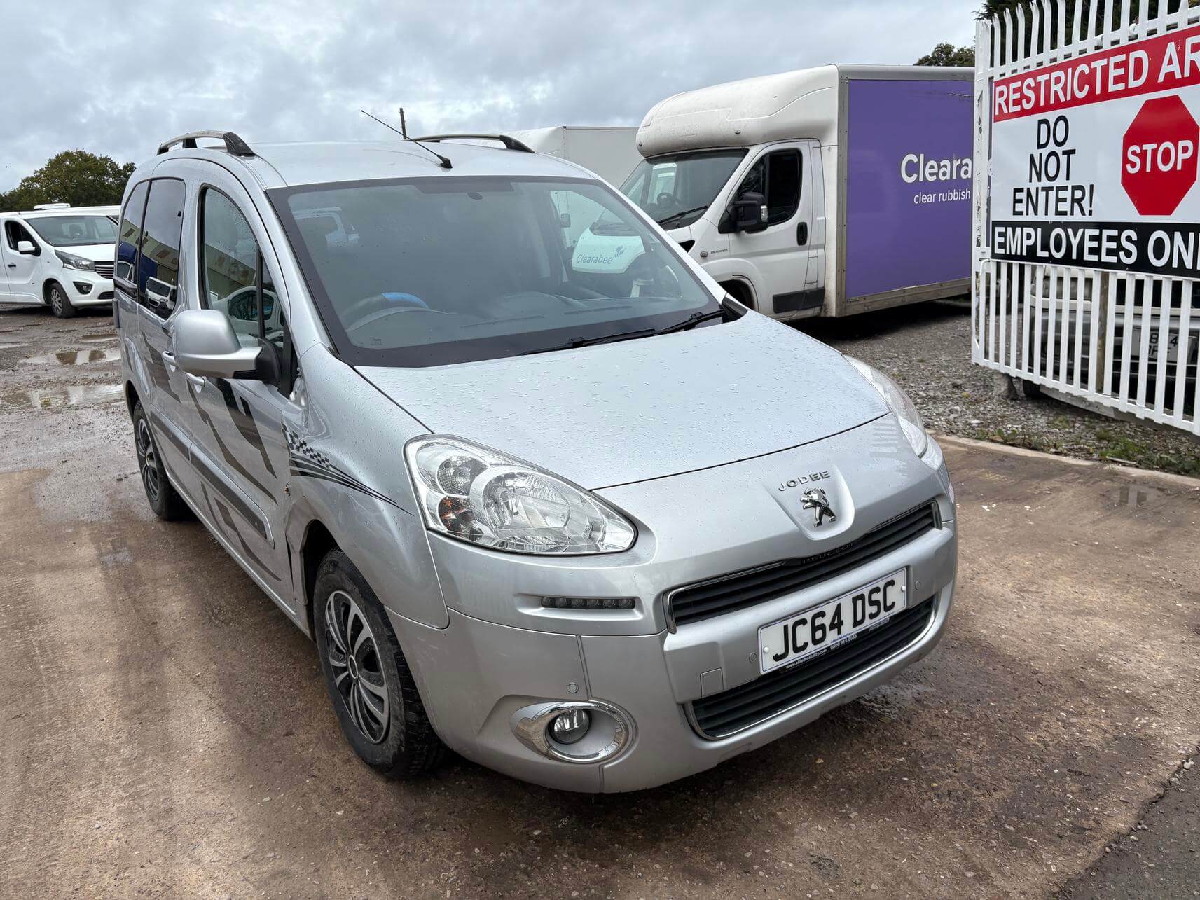64 Plate Peugeot Partner Tepee S camper Automatic 56k miles needs repair No Vat