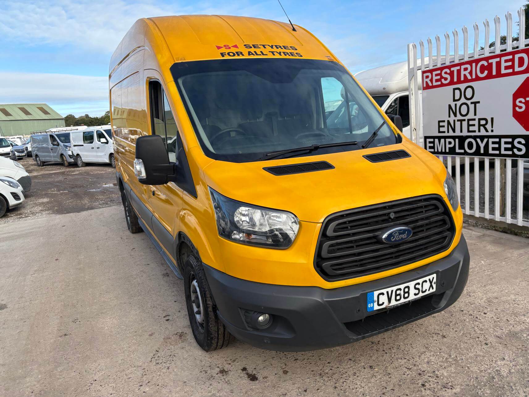 68 Plate Ford Transit 350 starts runs engine knocking needs repair Euro 6 No Vat