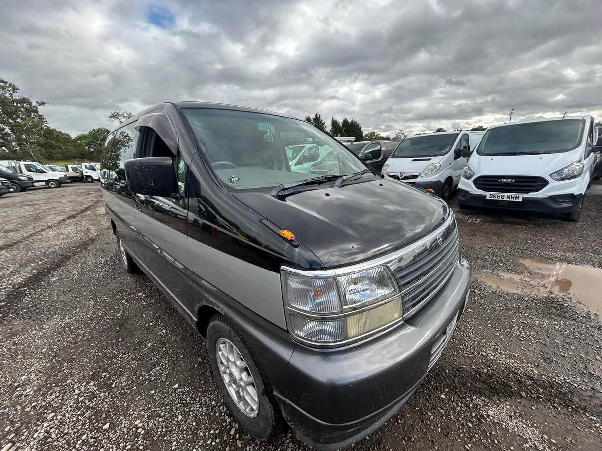 1998 NISSAN ELGRAND 3.2 DIESEL AUTOMATIC 4x4 CREW CAB 7 SEATER MINIBUS CAMPER