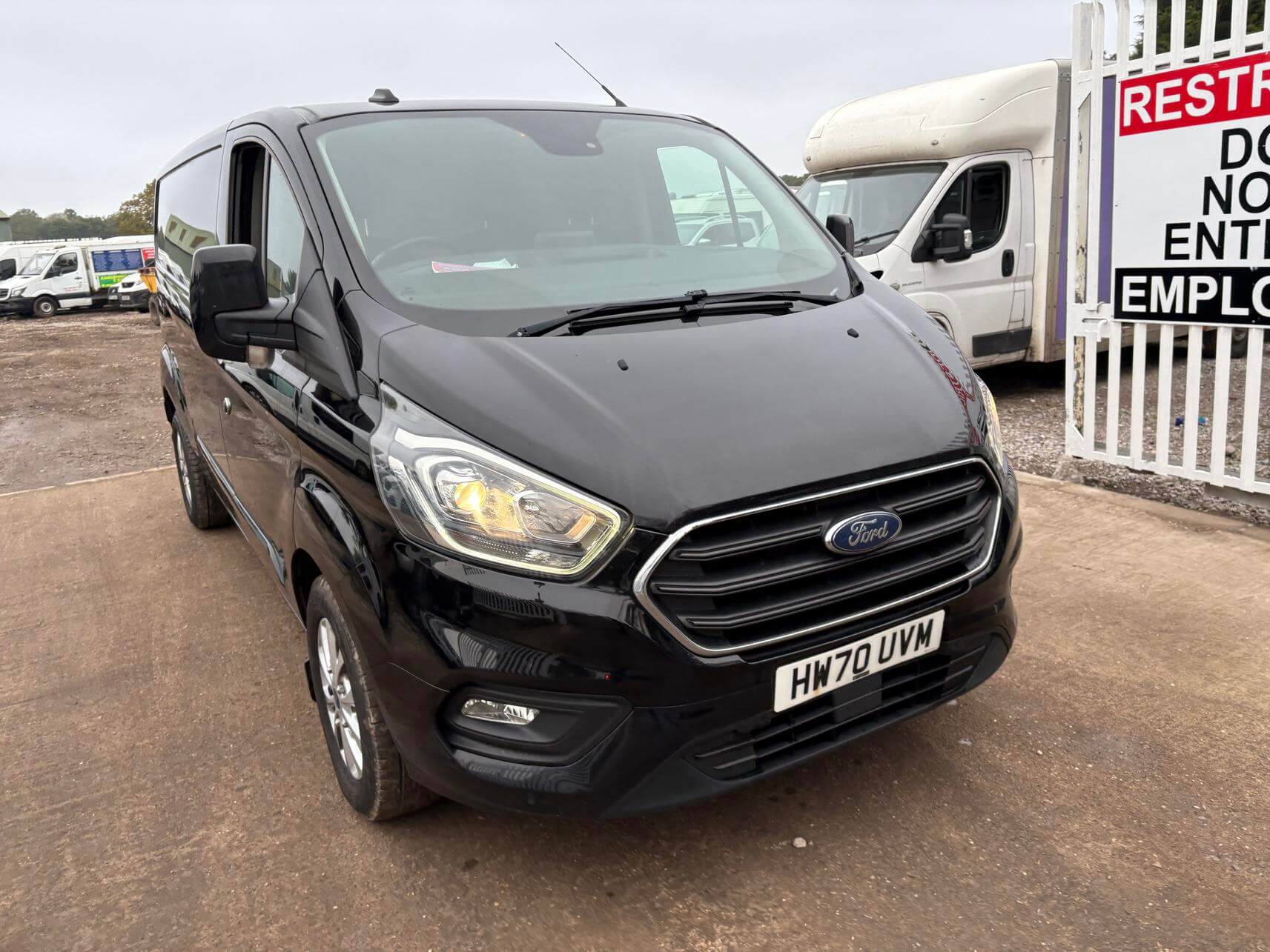 70 Plate Ford Transit Custom 300 lwb black Limited 2.0 Ecoblue Euro 6 Vat Inc