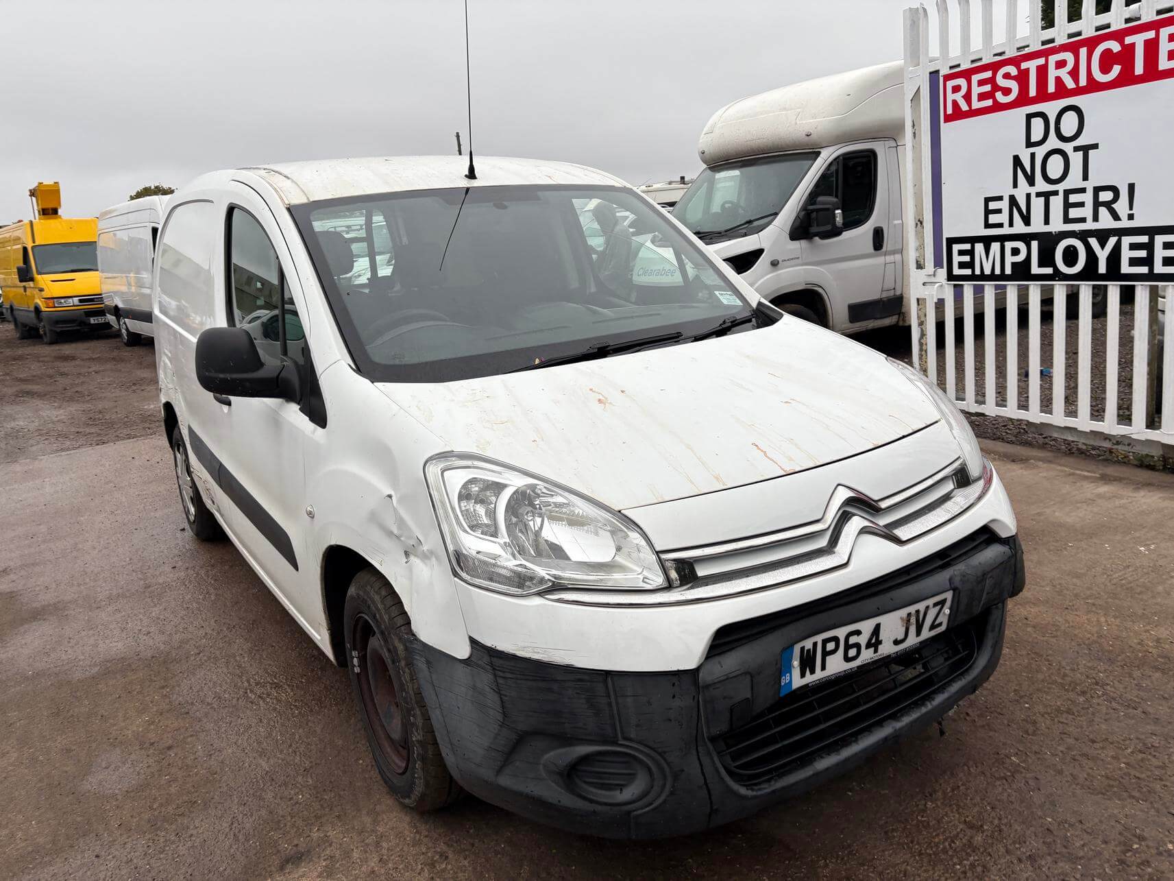64 Plate Citroen Berlingo Partner Enterprise 86k 1.6 Hdi 12 months mot Vat Inc