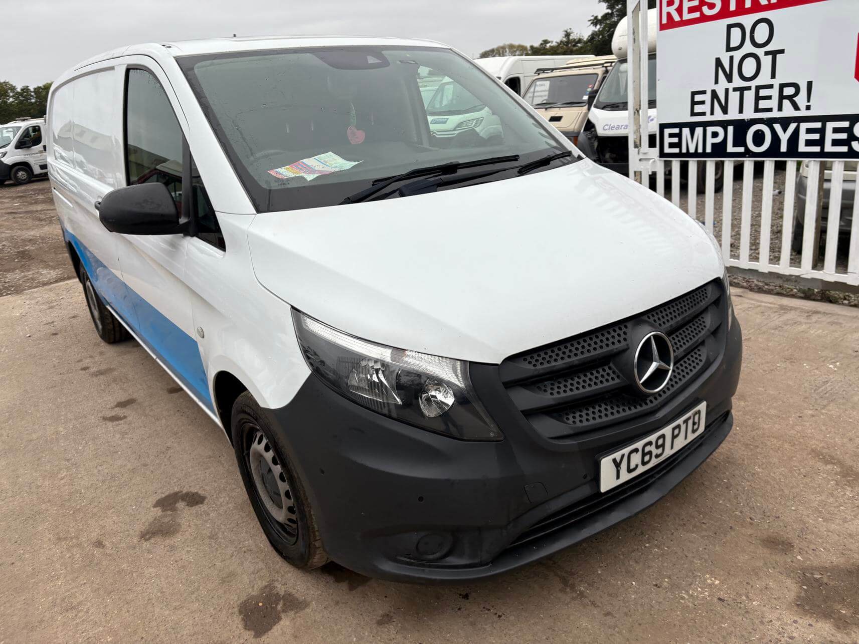 69 Plate Mercedes Vito 110 Pure 1.8Cdi twin side loading doors 91k Euro6 Vat Inc