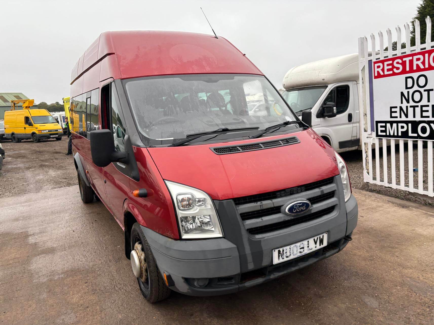2009 Ford Transit 2.4 140 T430 17seater minibus 55k miles ideal camper Vat Inc