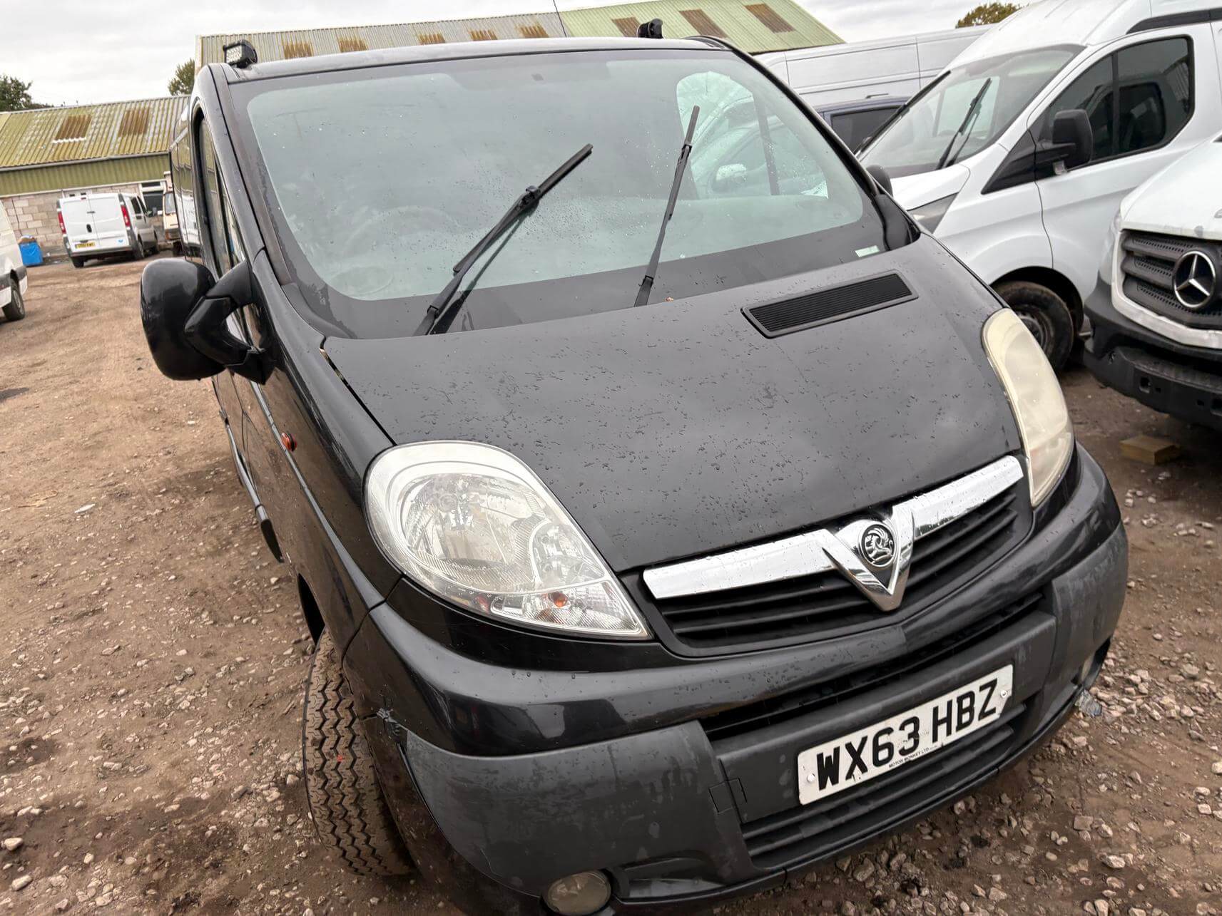 63 Plate Vauxhall Vivaro Trafic lwb Sportive 2.0 Cdti black 12 months mot No Vat