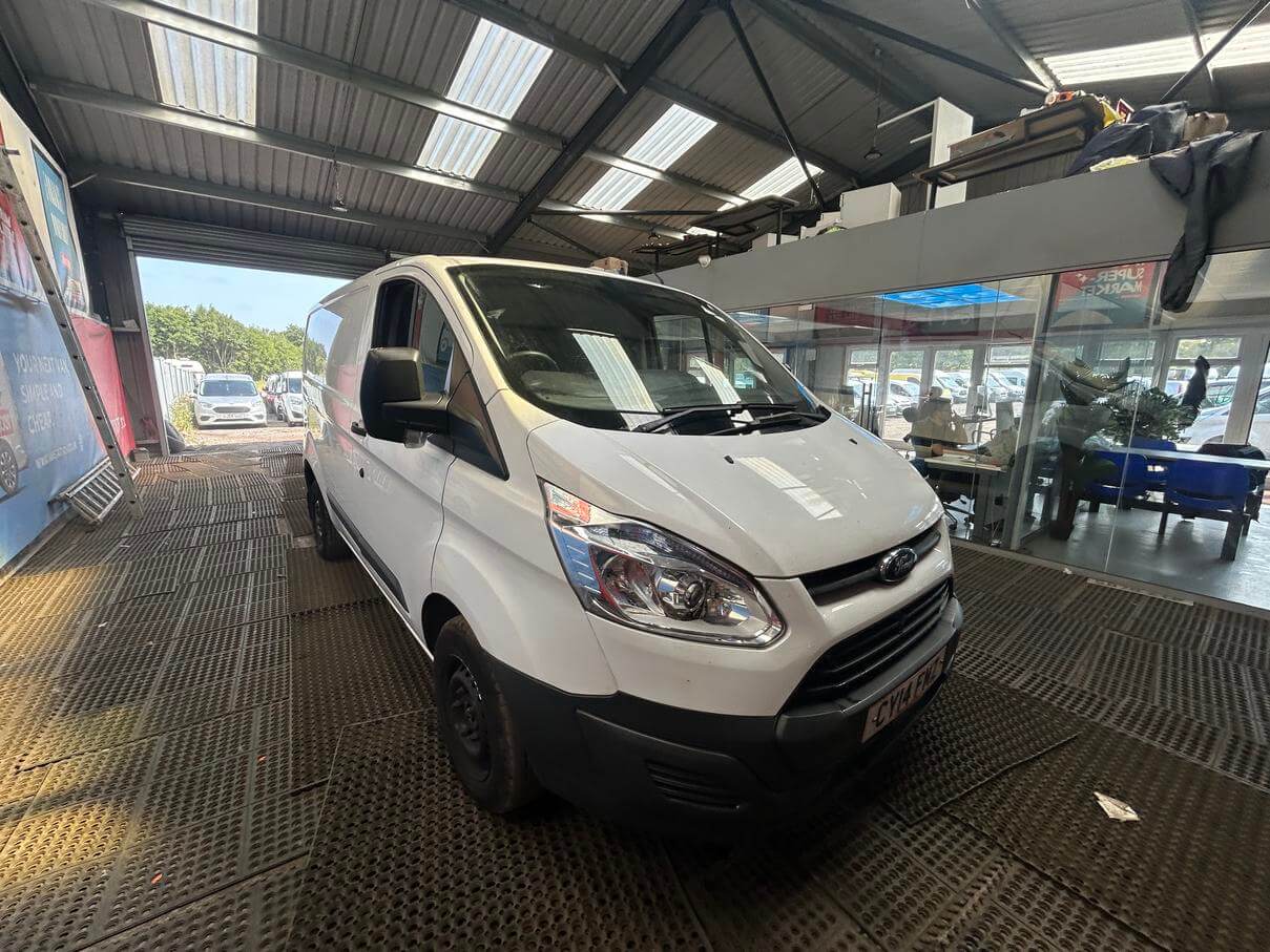 2014 Ford Transit Custom 270 2.2 TDCI  E-Tech 12 months mot No Vat bargain