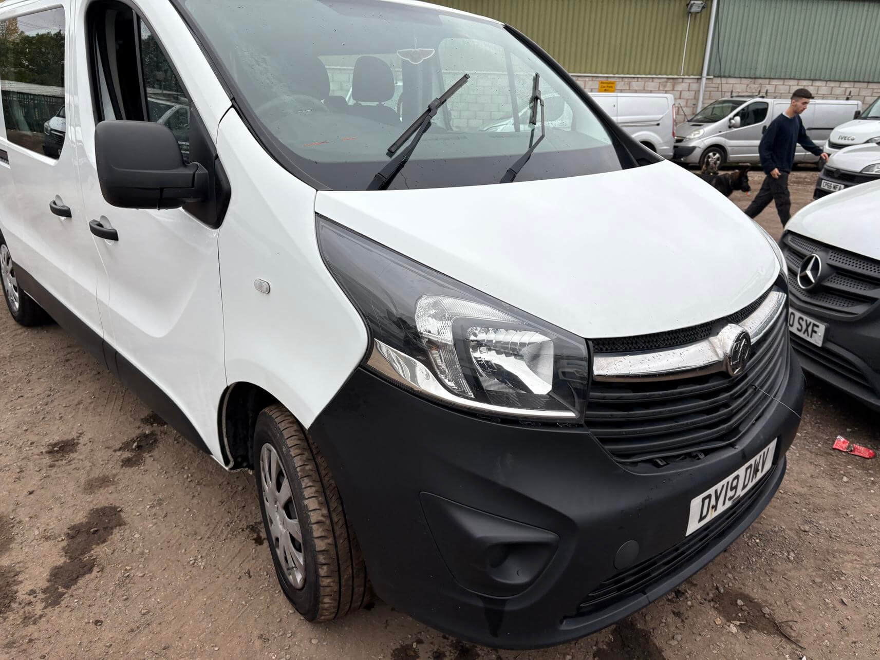 2019 Vauxhall Vivaro Trafic 1.6 crew cab none runner needs head gasket Vat Inc