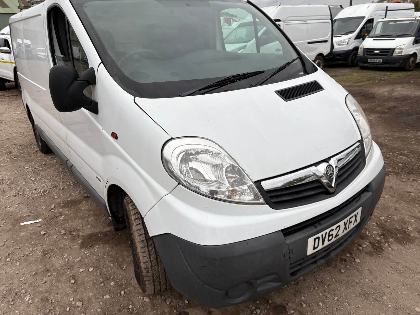 62 Plate Vauxhall Vivaro Trafic 2.0 Cdti Lwb 12 months mot 122k miles No Vat