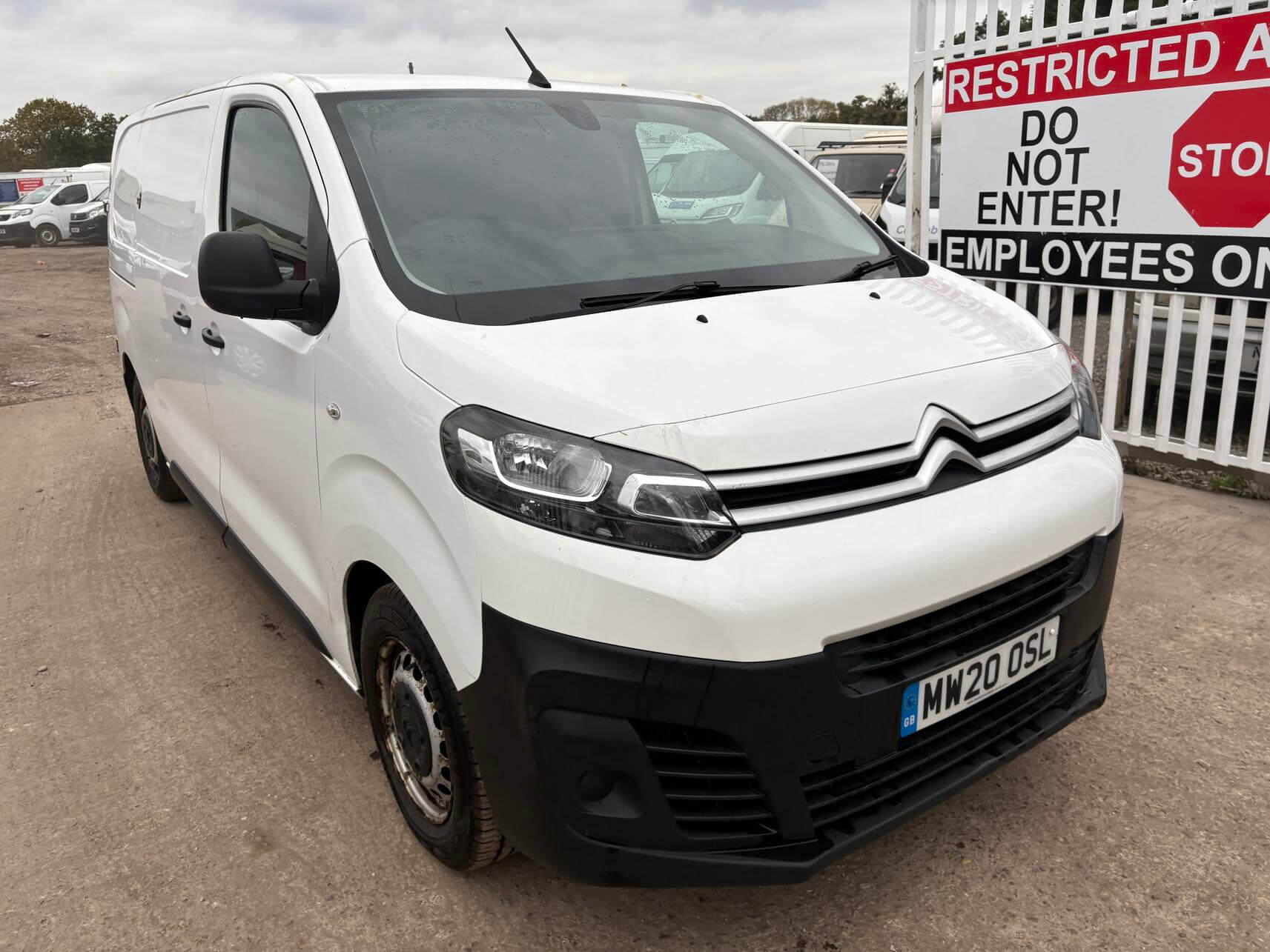 2020 Citroen Dispatch Expert Enterprise 1.5 Hdi 12 months mot Euro 6 Vat Inc