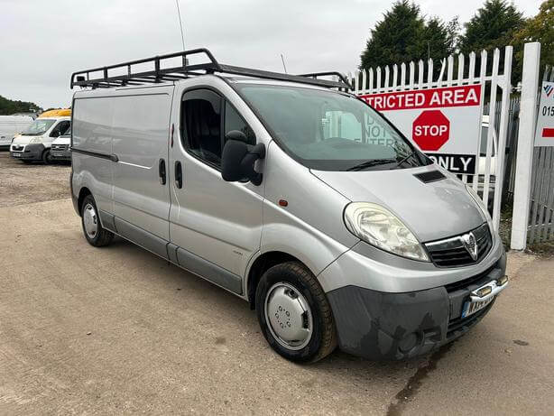 2014 Vauxhall Vivaro Trafic 2.0 Cdti Lwb silver twin doors rhino rack 135k NoVat