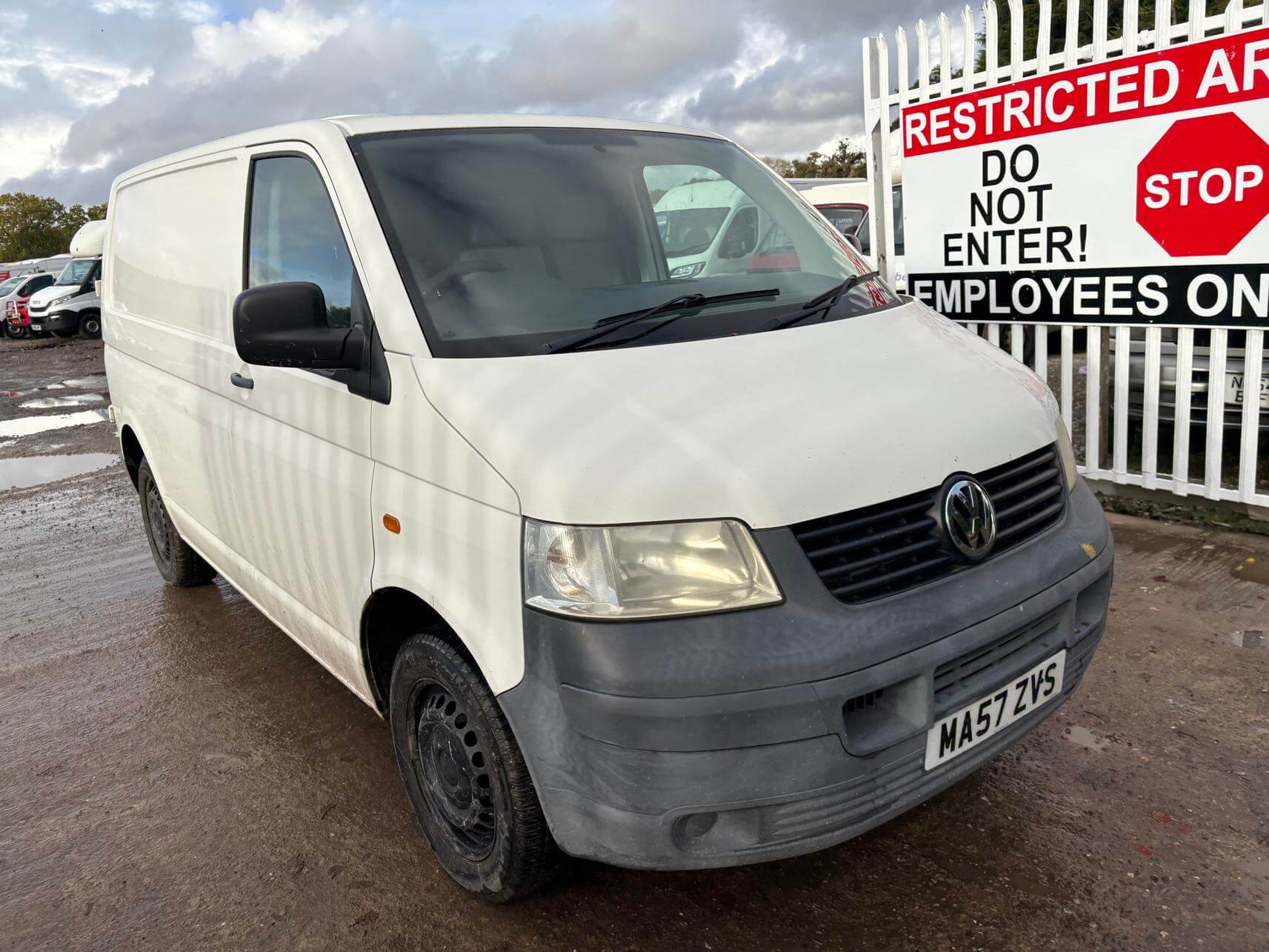 57 Plate Volkswagen Transporter T5 T26 1.9 Tdi 114K Low Miles Fresh Mot No Vat