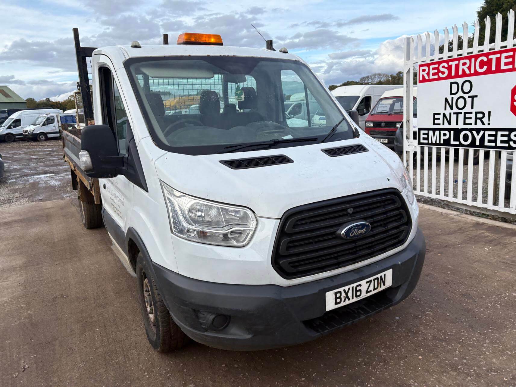 2016 Ford Transit 350 mk8 2.2 tdci tipper 91k low miles long mot No Vat bargain