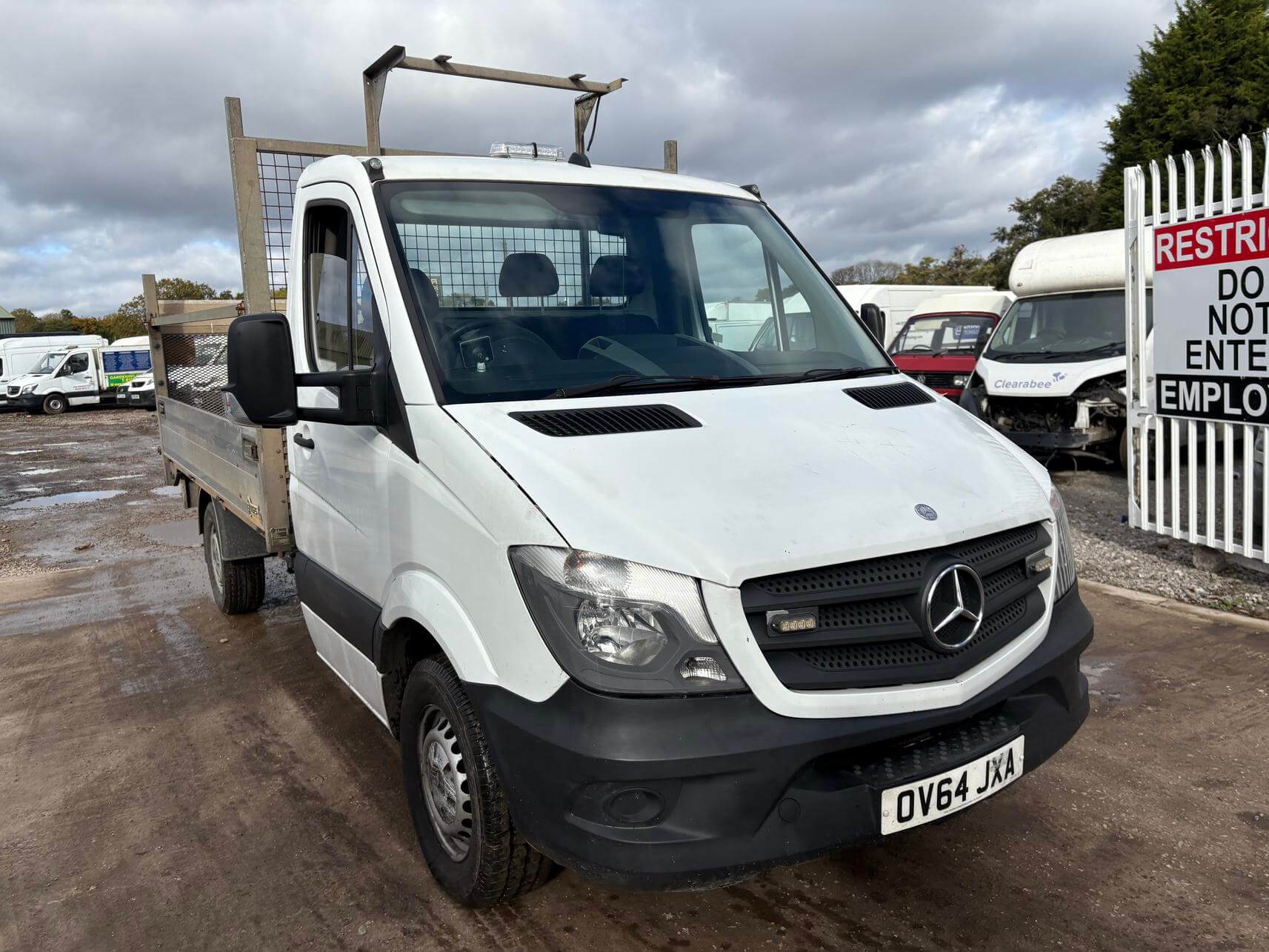 64 Plate Mercedes Sprinter 313 2.2 Cdi Lwb flatbed DROPSIDE rail lift No Vat