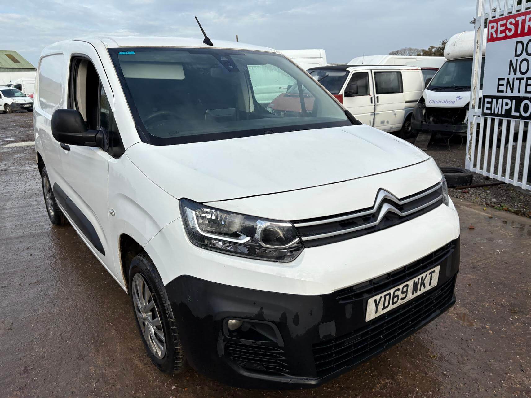 69 Plate Citroen Berlingo Partner Enterprise 1.5 hdi 12 months mot Euro 6 No Vat