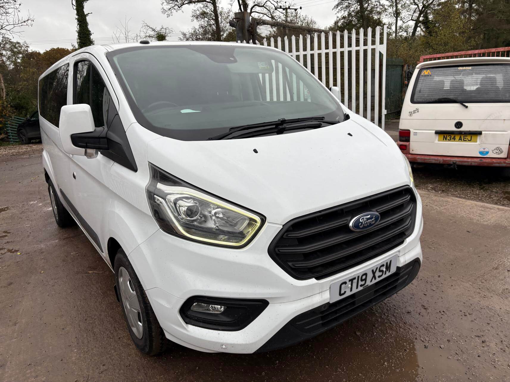 2019 Ford Transit Custom 320 Trend 9 seater minibus top spec 86k Euro 6 No Vat