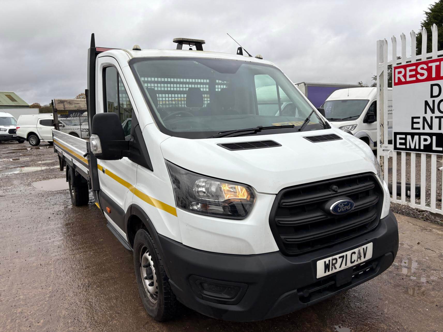 71 Plate Ford Transit 350 Xlwb flat bed dropside fresh mot  Euro 6 No Vat bargain