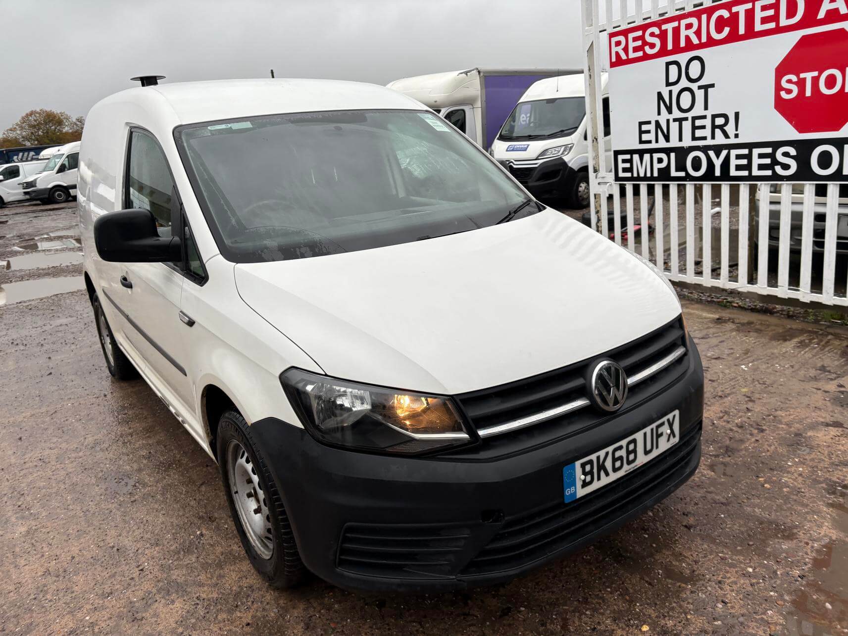 68 Plate Volkswagen Caddy C20 2.0 Tdi 50k super low miles Euro 6 No Vat bargain