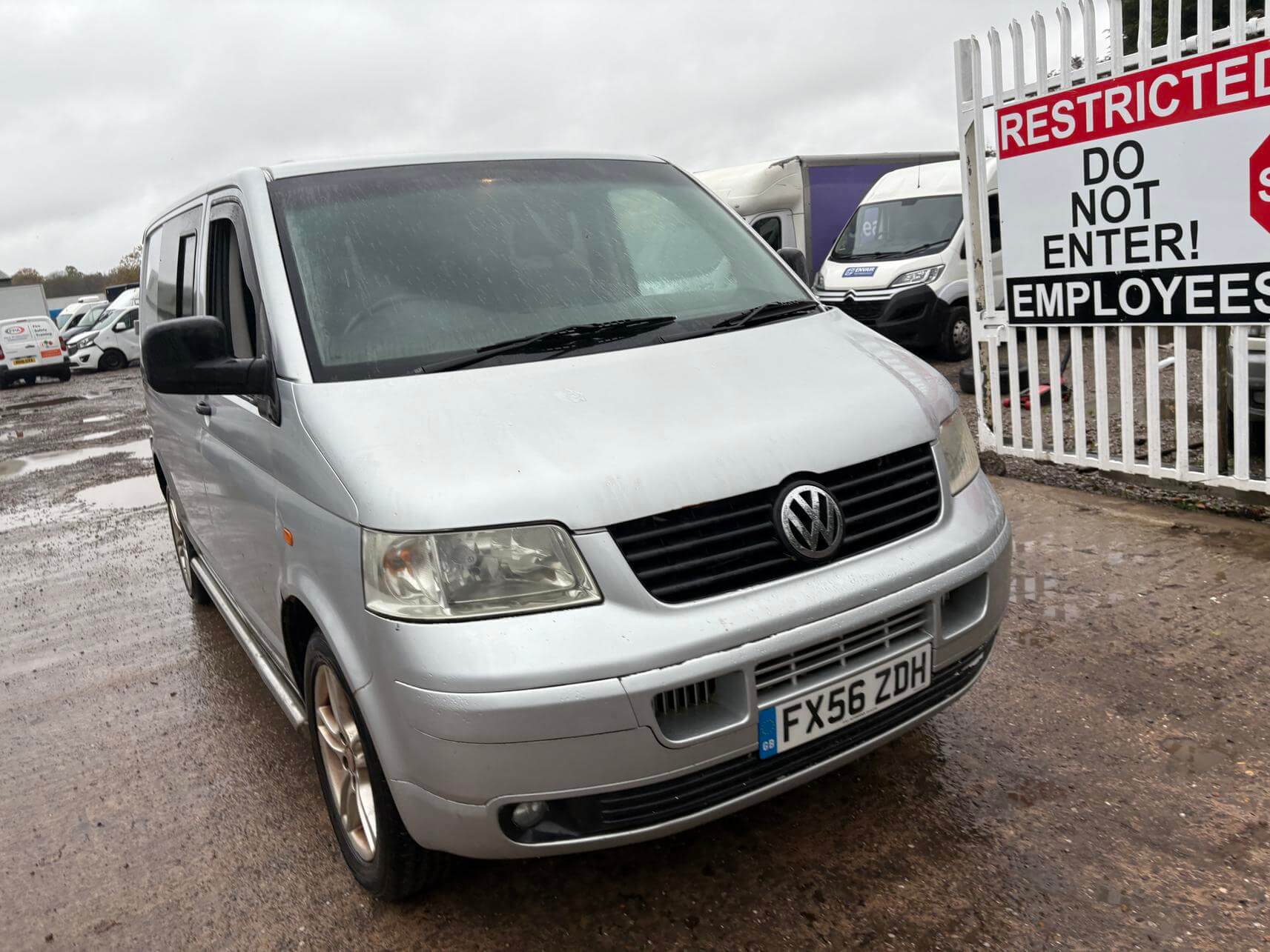 56 Plate Volkswagen Transporter T28 T5 1.9 Tdi silver ideal camper day van NoVat