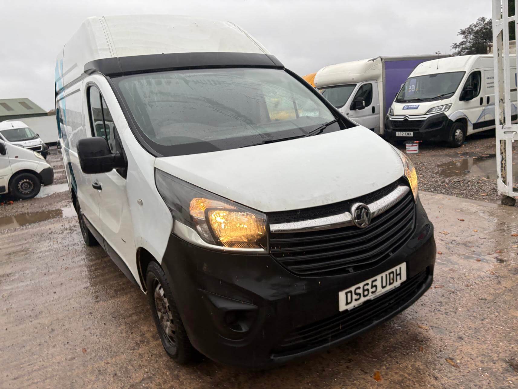 65 Plate Vauxhall Vivaro Trafic Bi-T 1.6 Cdti Eco Lwb high top fresh mot No Vat