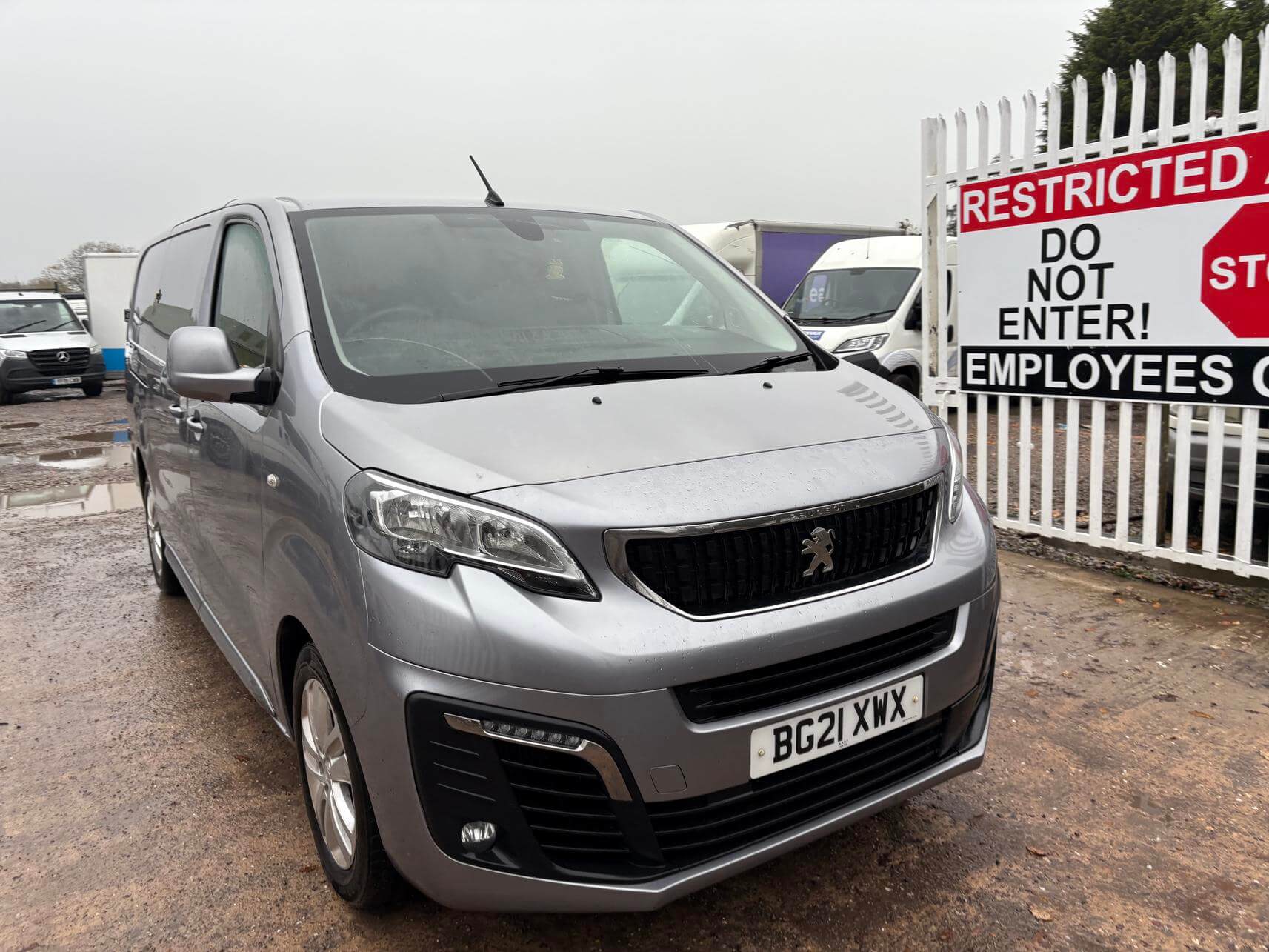 2021 Peugeot Expert Dispatch Professional L2 LWB 1.5 super clean Euro 6 Vat Inc