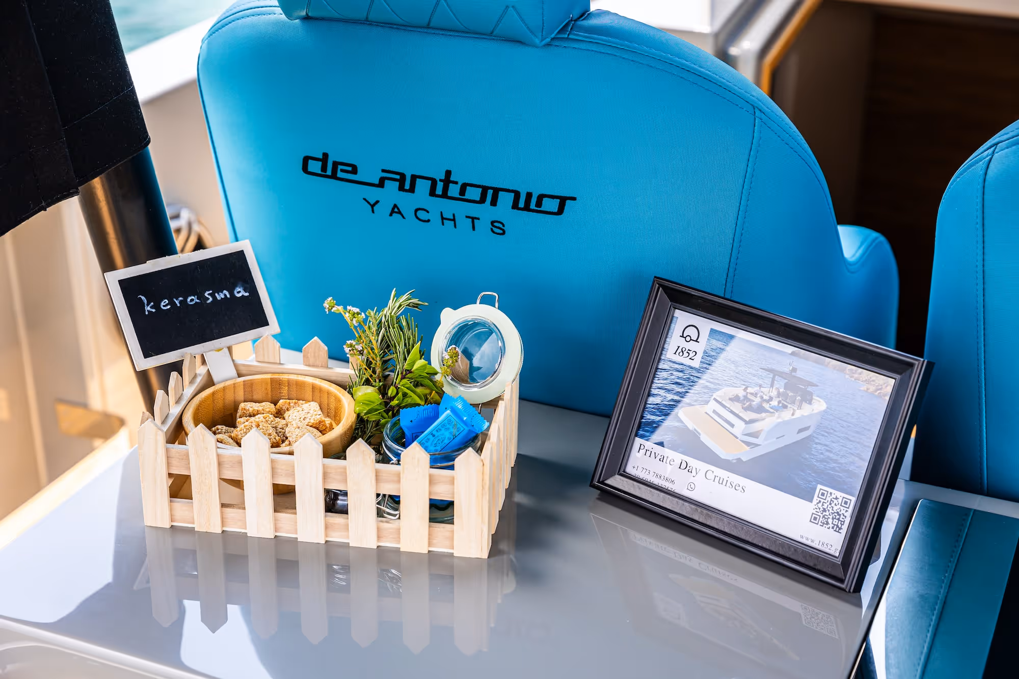 private boat tours and sustainable private cruises Athens, Aegina, Moni, Hydra, Poros, Kea, all inclusive, skipper and crew, powerboat