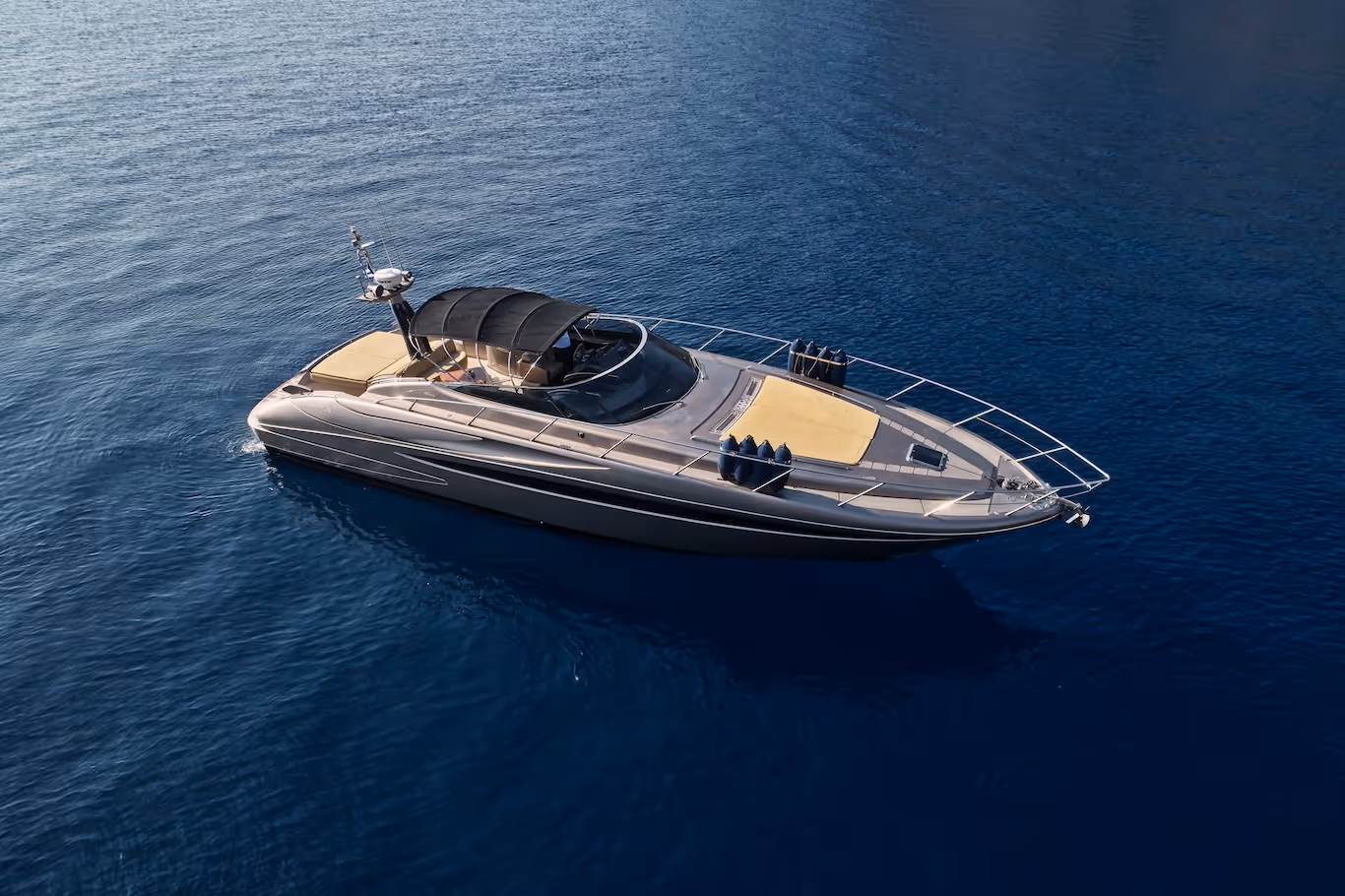 private boat tours and sustainable private cruises Athens, Aegina, Moni, Hydra, Poros, Kea, all inclusive, skipper and crew, powerboat