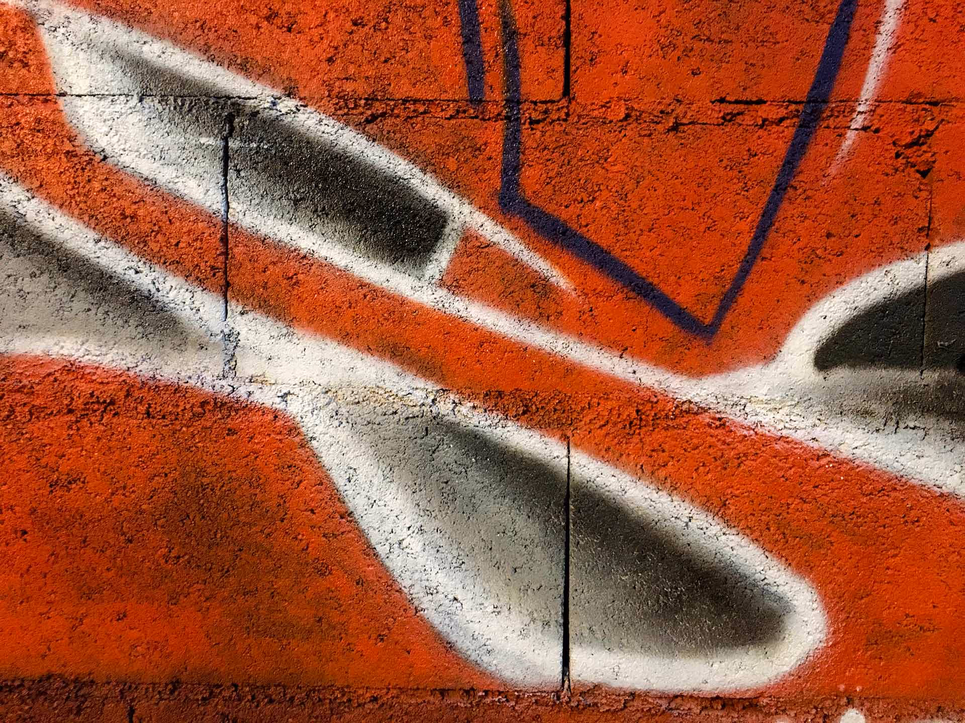 Details of S graffiti letter