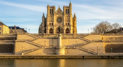 Bordeaux chauffeur to Auch — Southwest