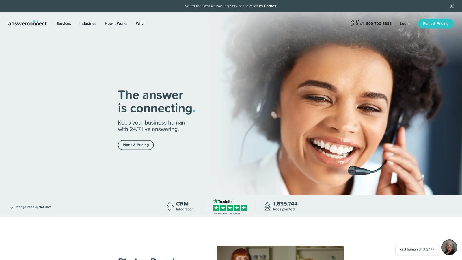 AnswerConnect landing page highlighting 24/7 live answering services