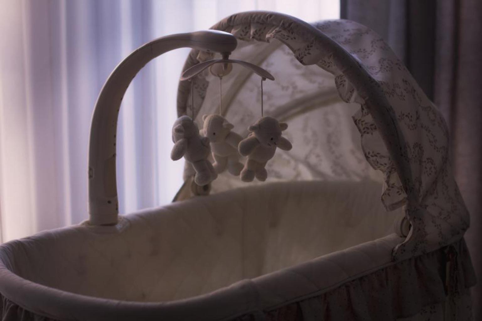 AI phone support for baby stores: what works, what gets a human