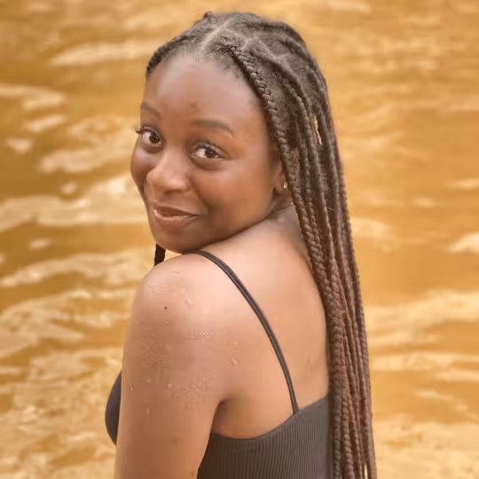 Professeur de Yoga, Pilates, Fitness et Bien-être chez Yoze