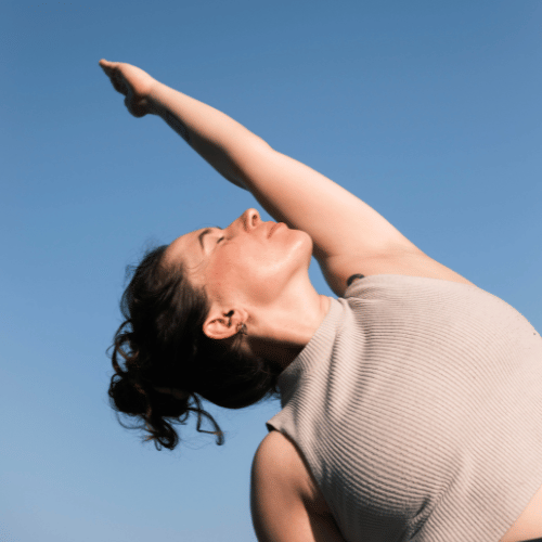 Professeur de Yoga, Pilates, Fitness et Bien-être chez Yoze