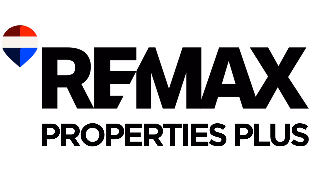 Black text logo reading 'Traveluwu' with a map pin icon in red, white, and blue on the left.