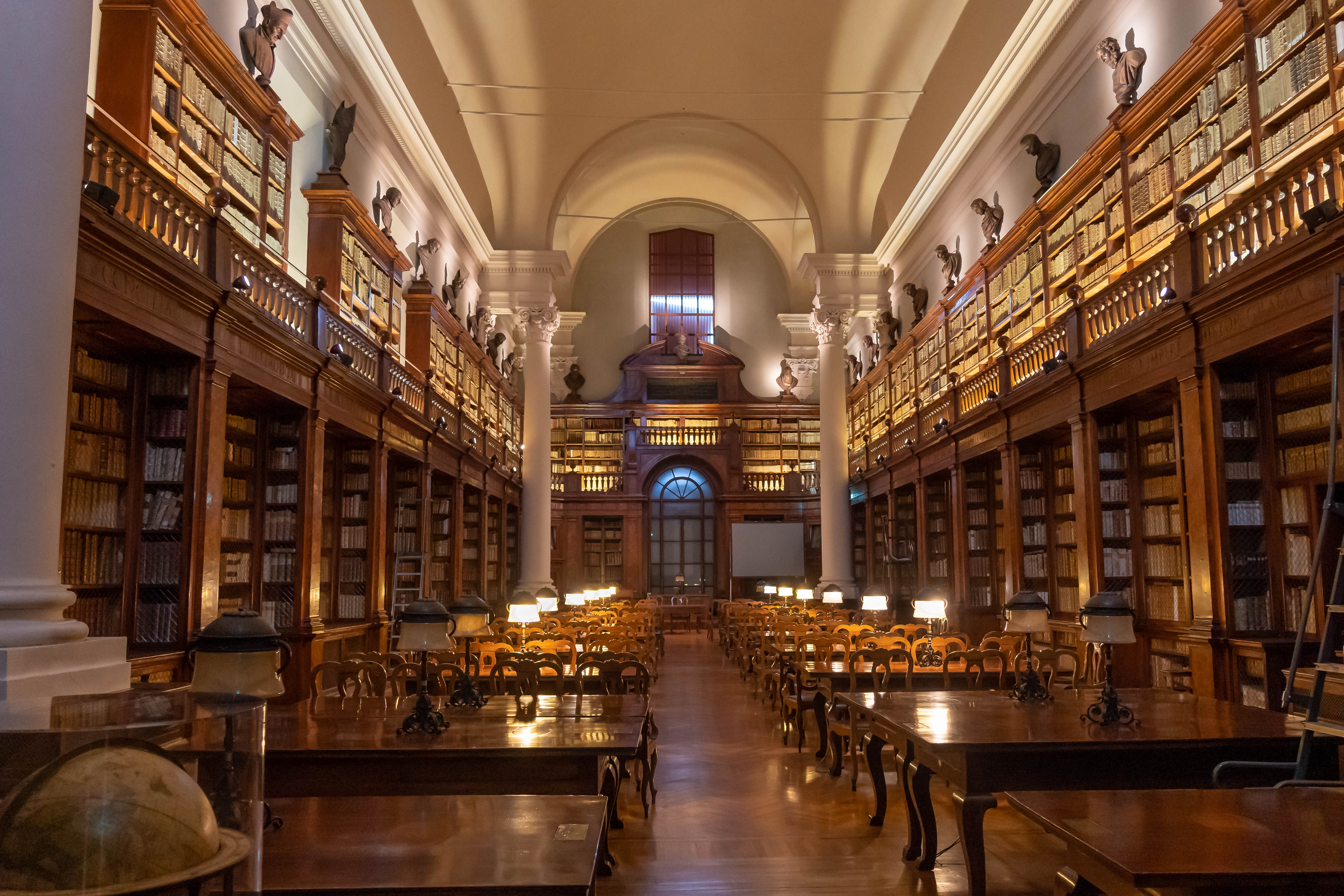 italian library