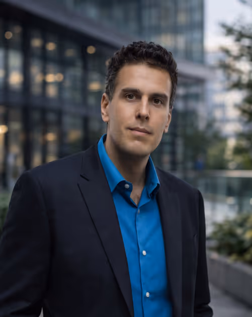 Нік Білогорський