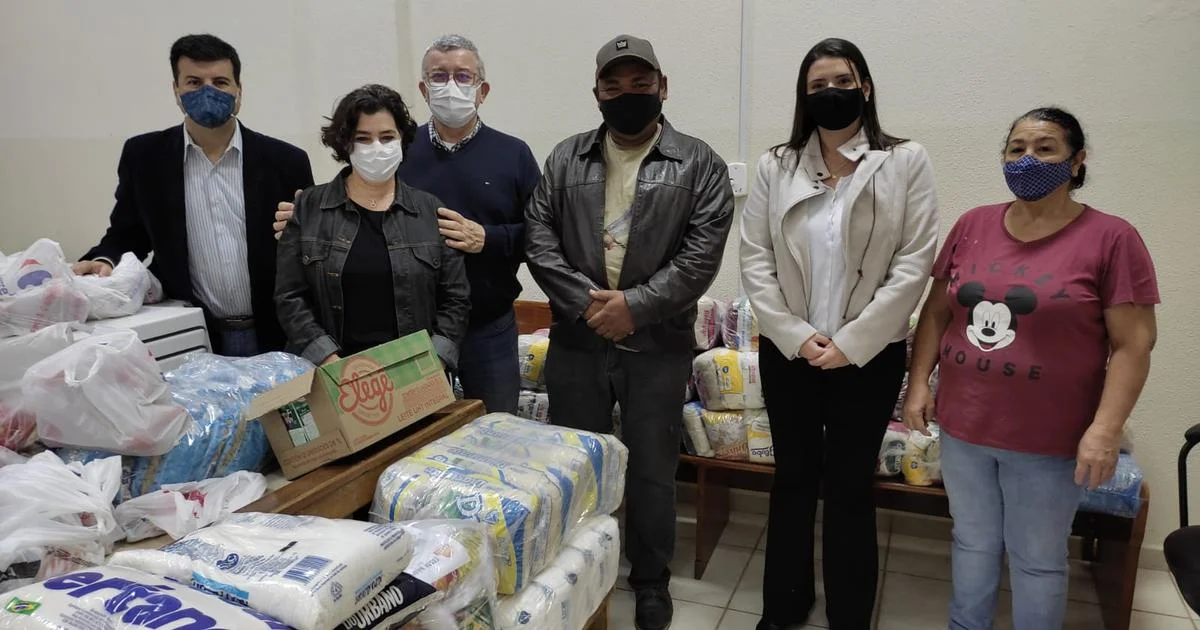 Campanha de alimentos une construtoras e indústrias e arrecada duas toneladas em doações