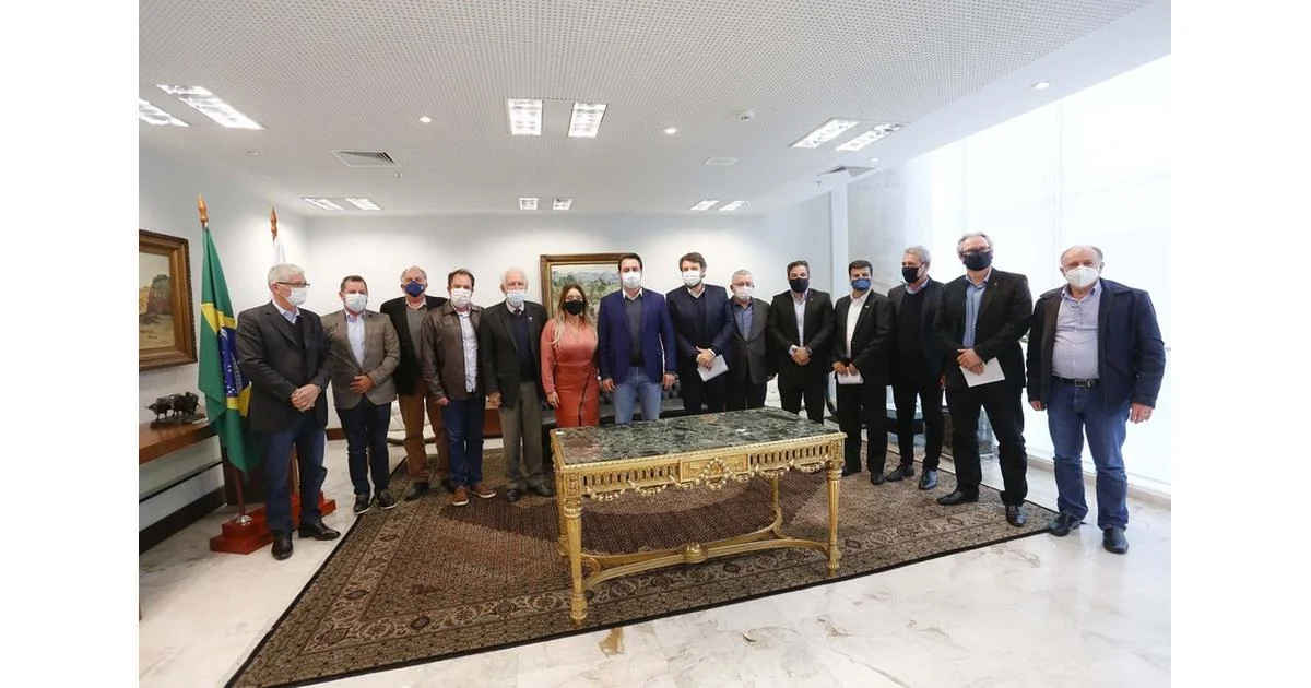 Sinduscon e lideranças do setor produtivo participam de encontro com Governador; na pauta o desenvolvimento de Londrina