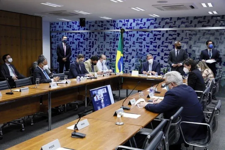 Arthur Lira pauta votação do licenciamento ambiental para a próxima semana