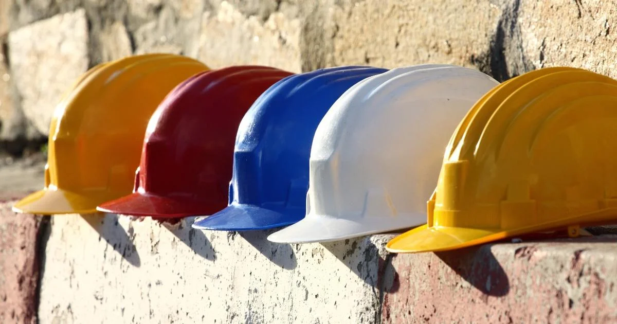 Cortes no Orçamento de 2021 podem paralisar obras e gerar desemprego, alerta CBIC