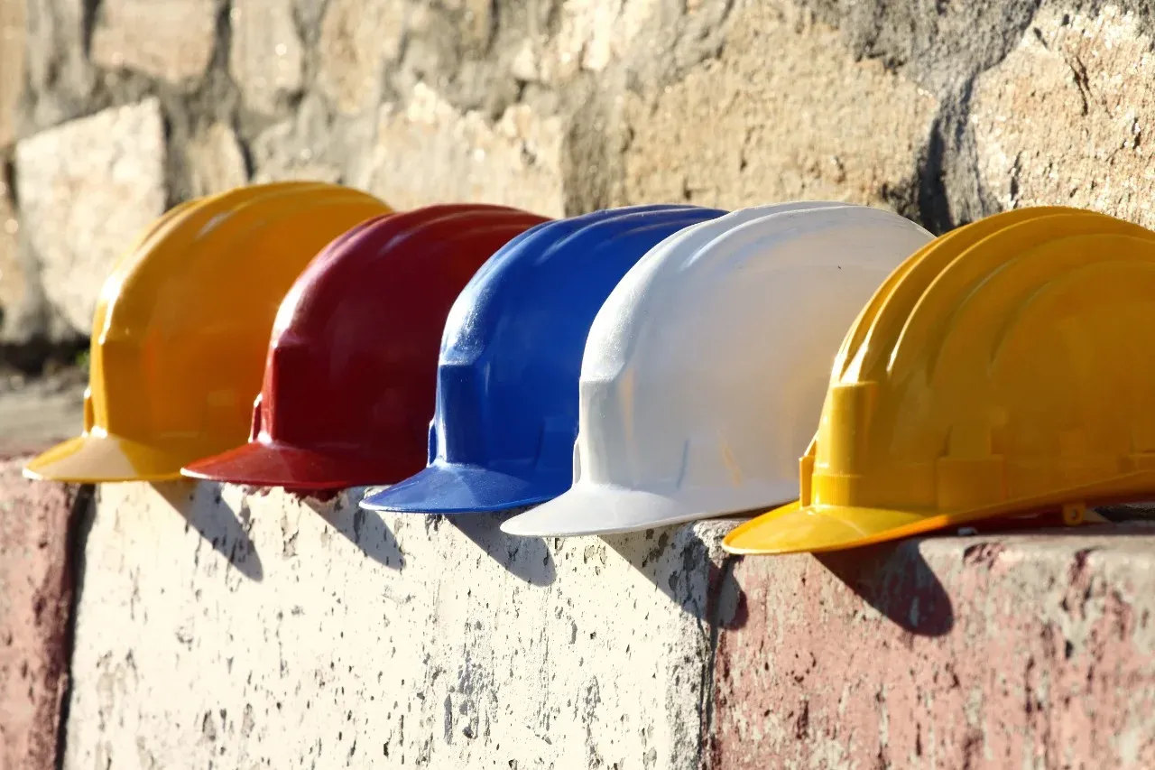 Cortes no Orçamento de 2021 podem paralisar obras e gerar desemprego, alerta CBIC