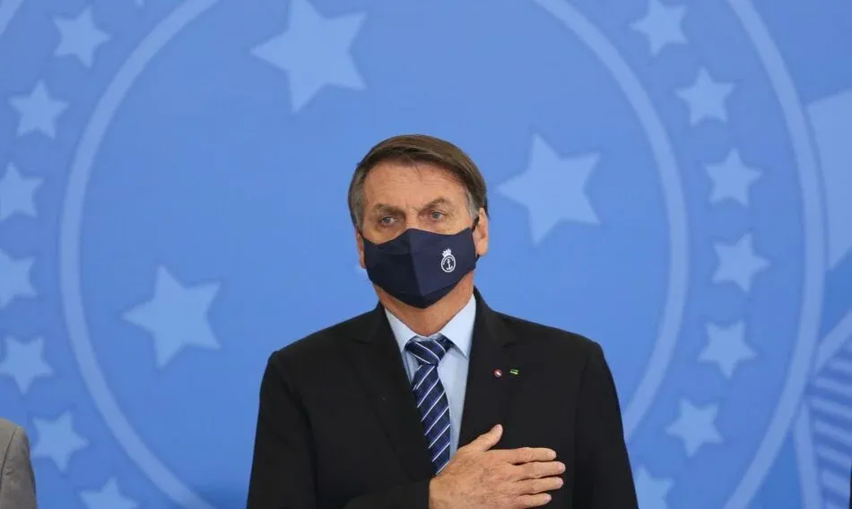 Bolsonaro assina MP que moderniza o ambiente de negócios no País