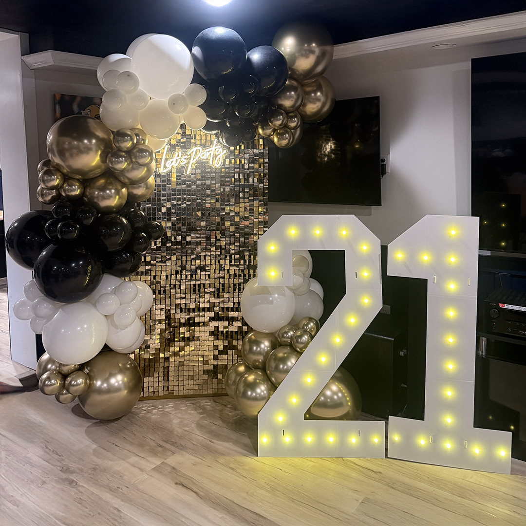 Panera Bread Custom Balloon ARch