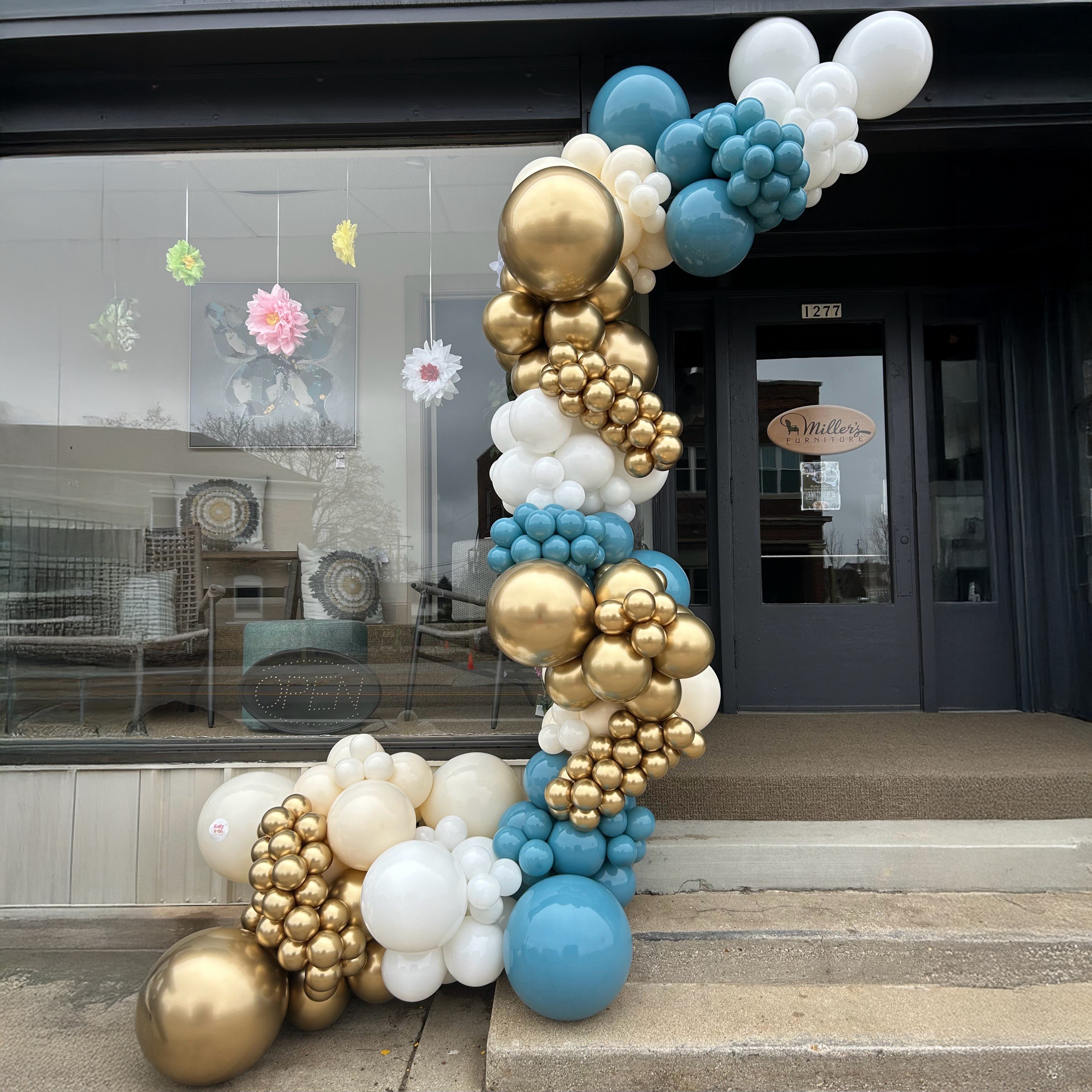 The Company in Kelly & Co