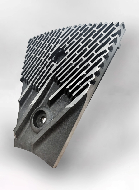Refiner plate segments for refiner defibrator