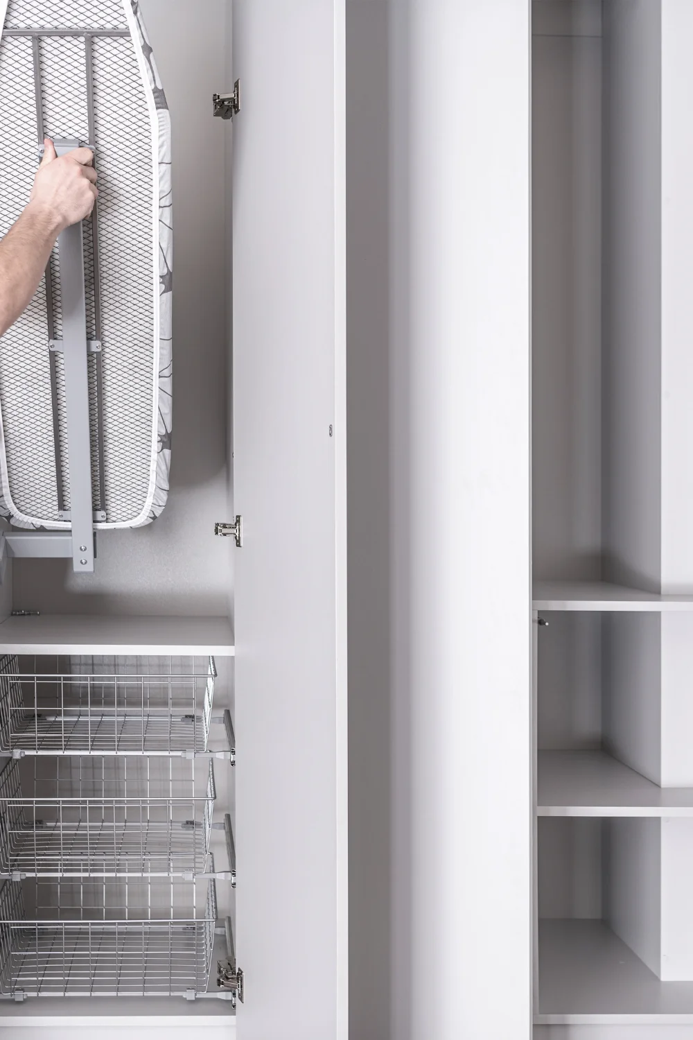 Closet furniture installation