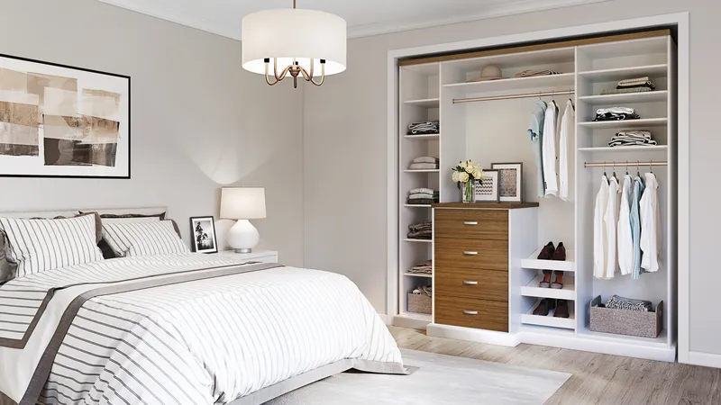 5 Closet Organization Hacks That Will Save You Time Every Morning  