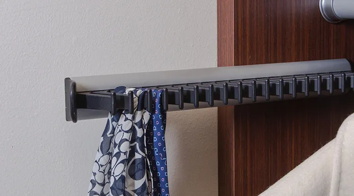 19 Hook Sliding Tie Rack