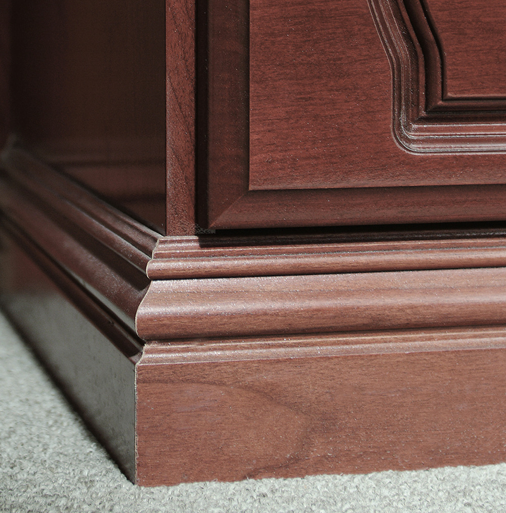 Double Base Molding